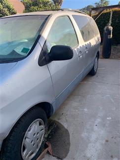 2003 Toyota Sienna